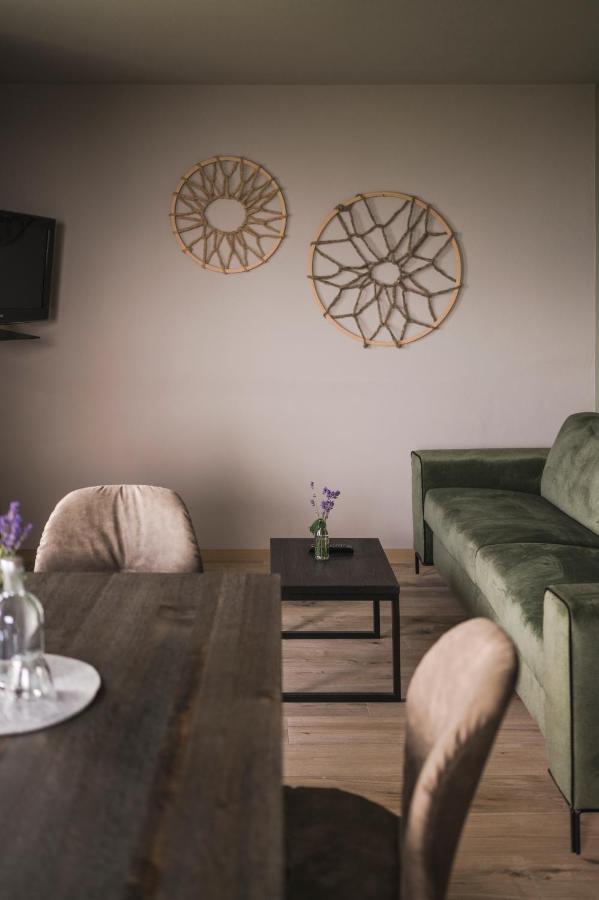Haus Artus Aparthotel Schenna Exteriör bild