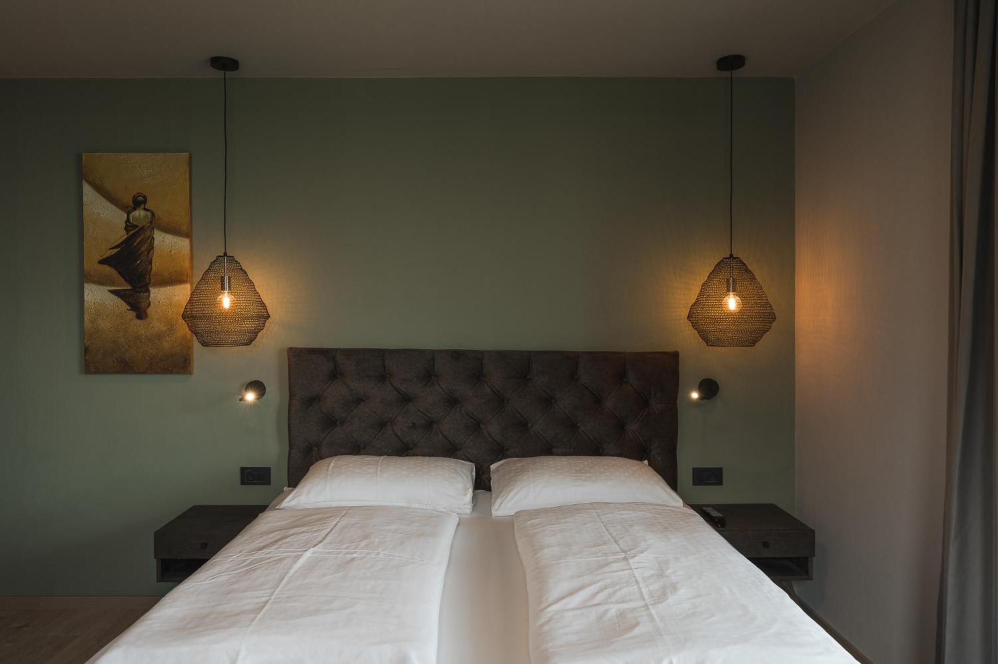 Haus Artus Aparthotel Schenna Exteriör bild