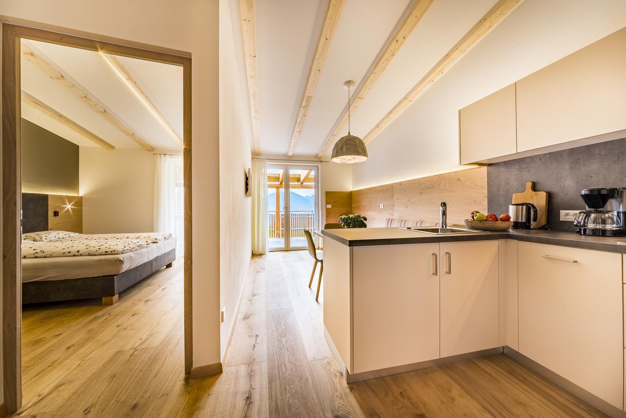 Haus Artus Aparthotel Schenna Exteriör bild