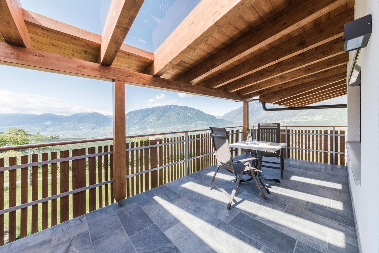 Haus Artus Aparthotel Schenna Exteriör bild